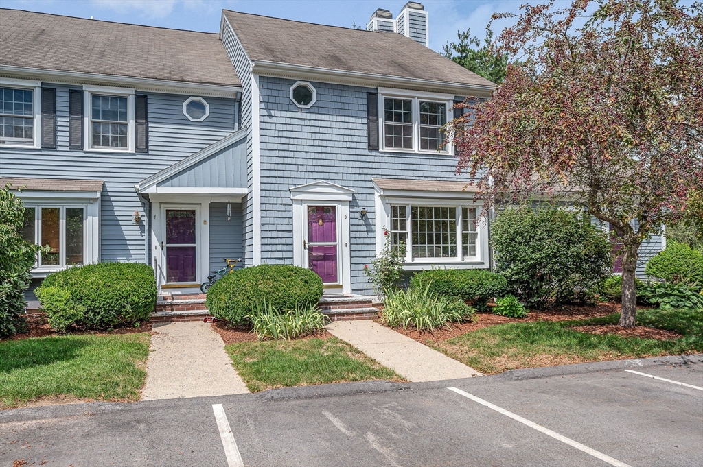 5 Meadowview Cir # 5 Property Photo 1