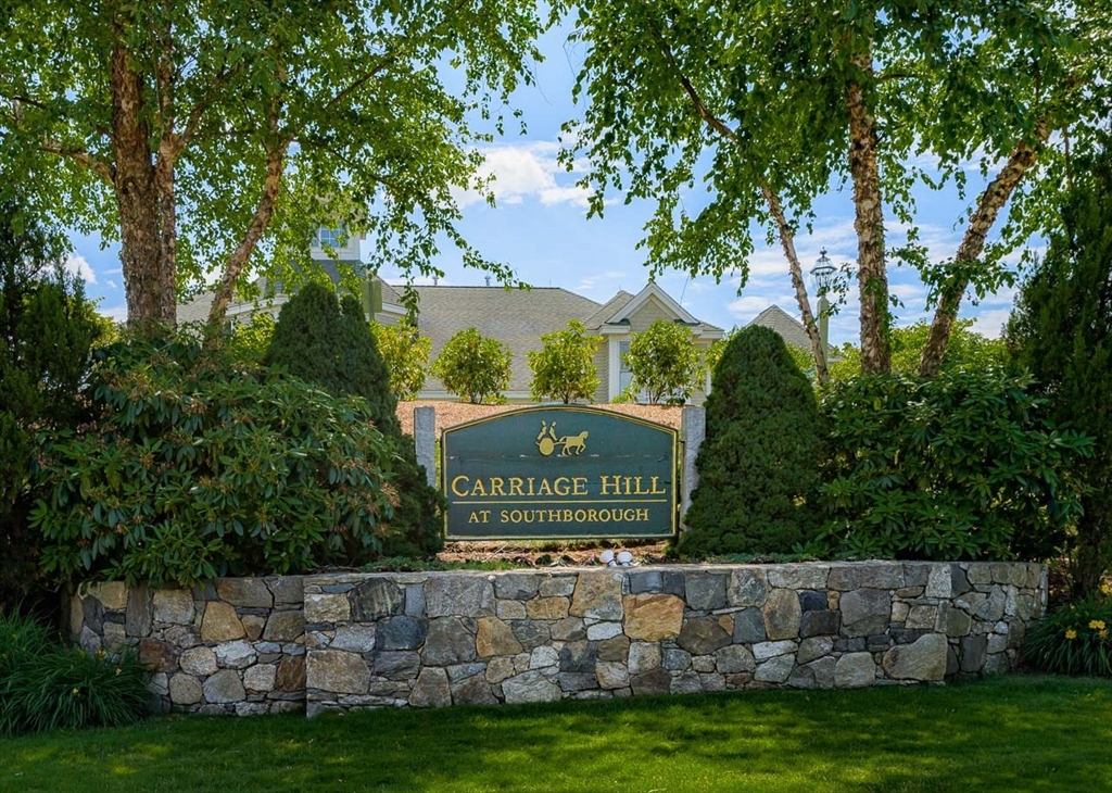 69 Carriage Hill Circle # 69 Property Photo 1