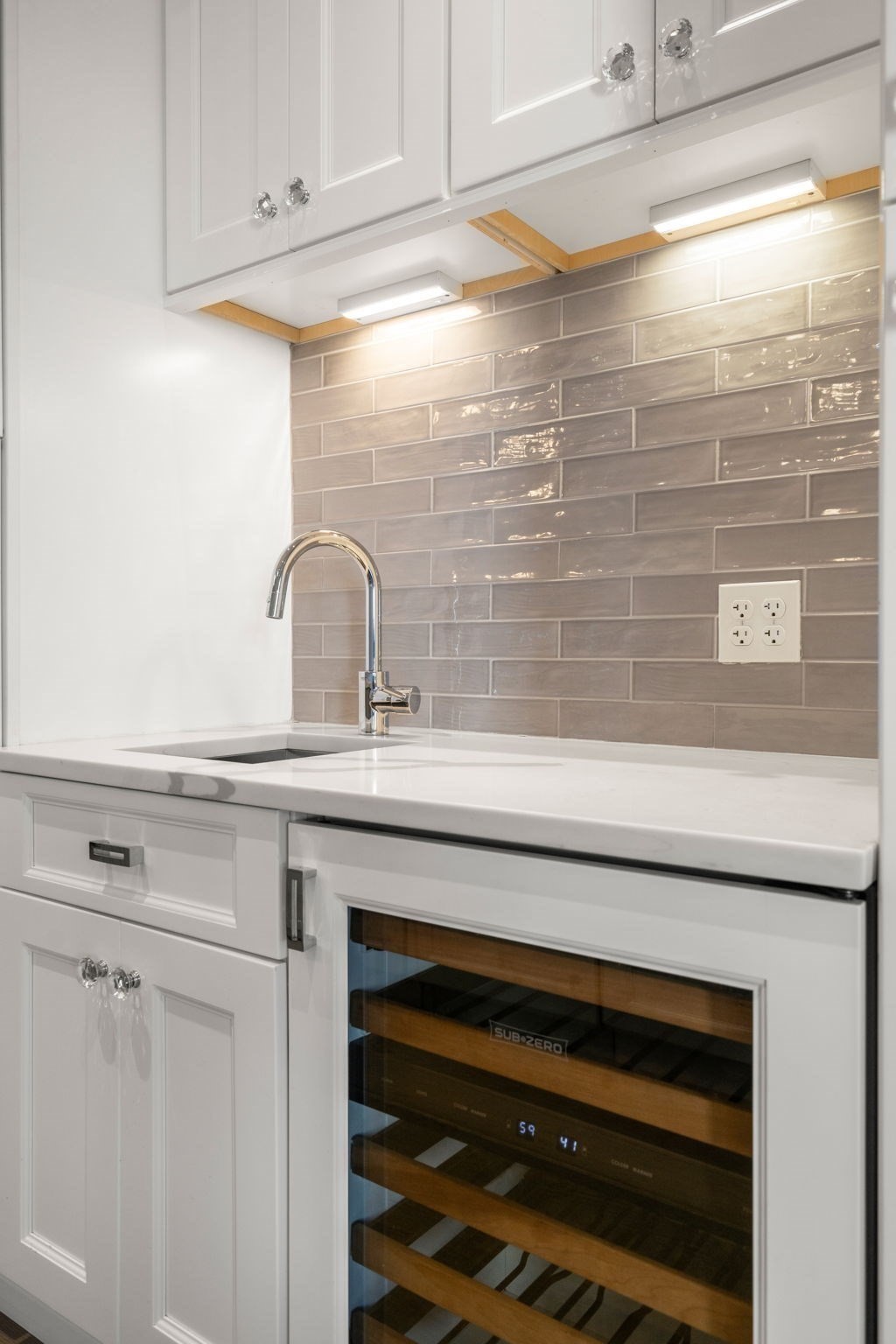 621 East 1st Street # D3 Property Photo 4
