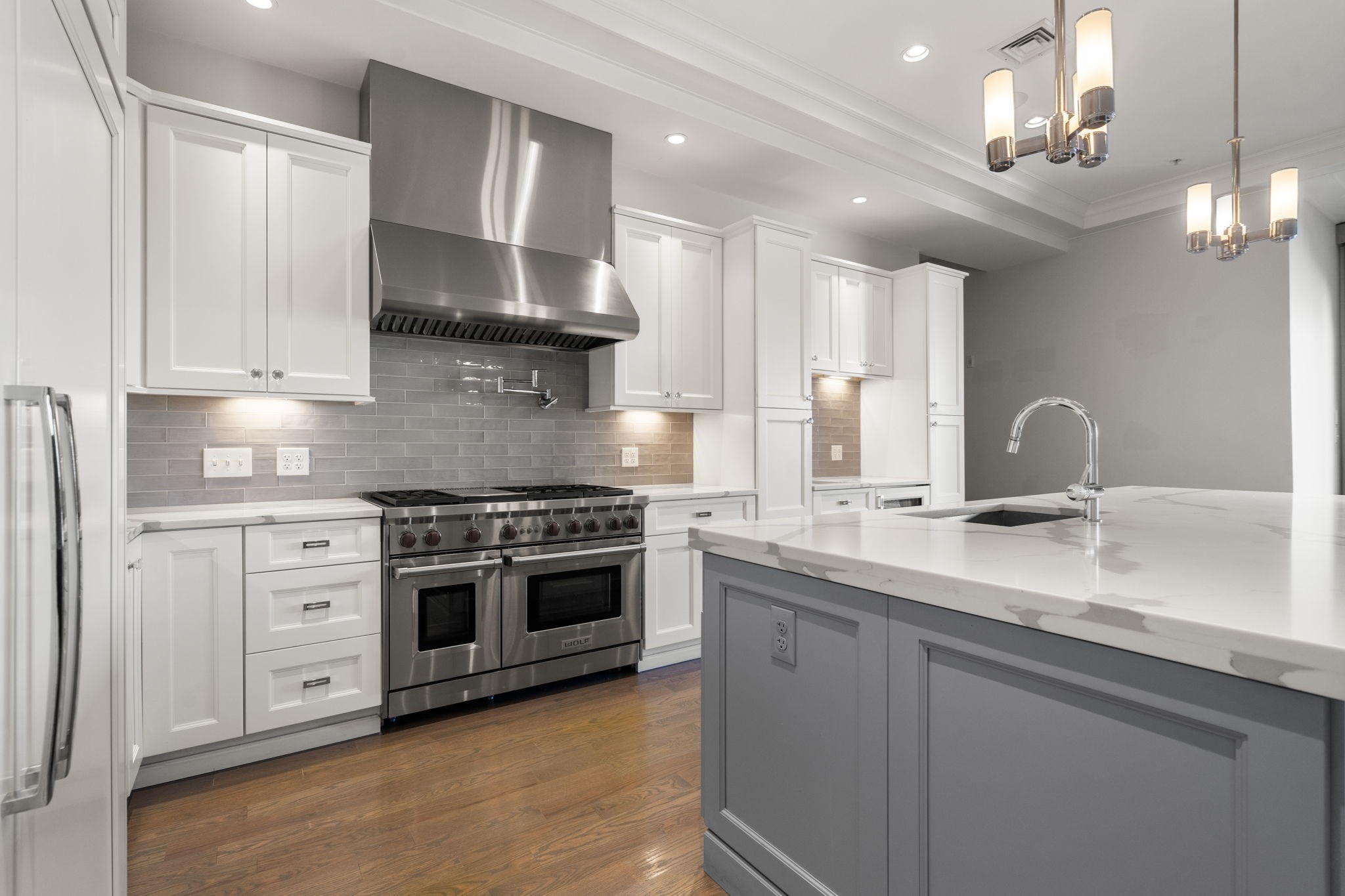 621 East 1st Street # D3 Property Photo 5
