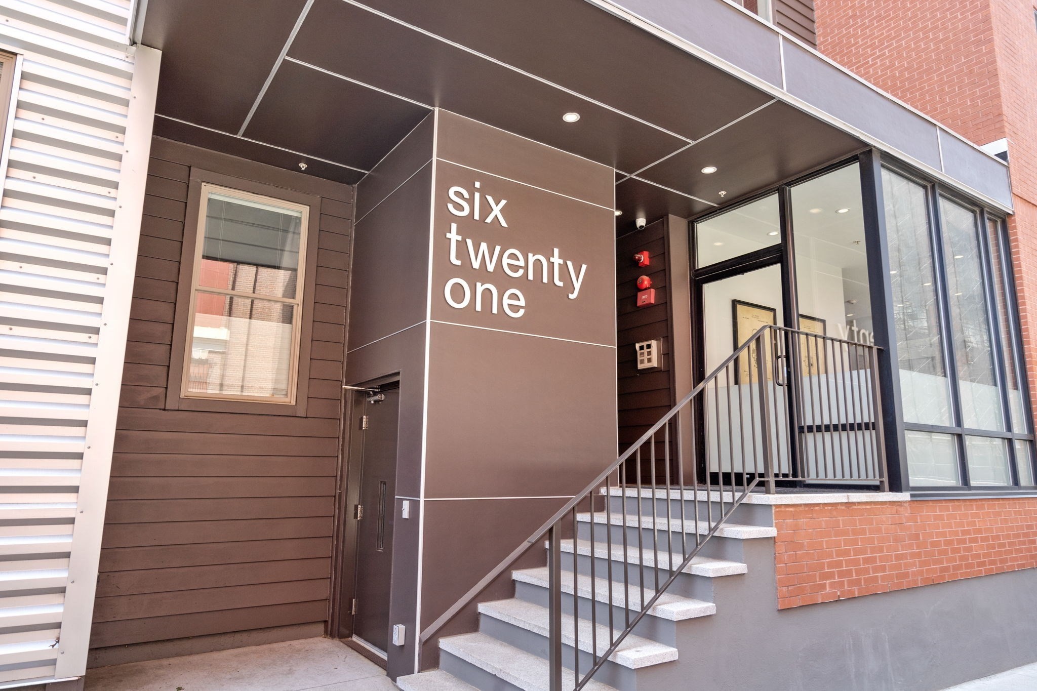 621 East 1st Street # D3 Property Photo 21