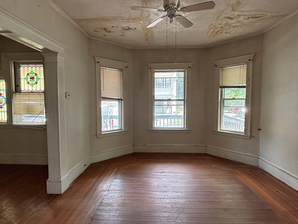 69 Bay State Ave Property Photo 3