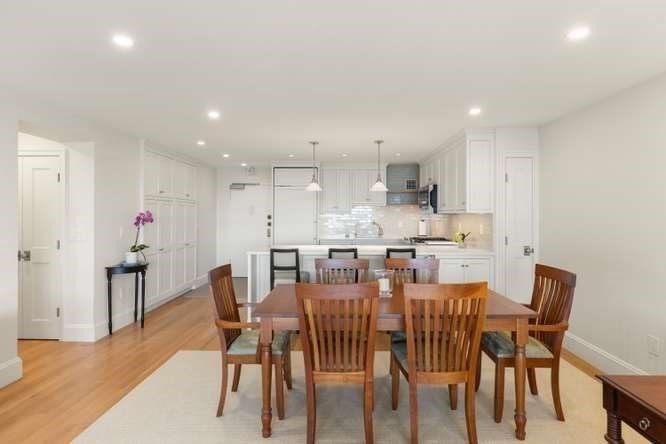 9 Hawthorne Pl # 14h Property Photo 13