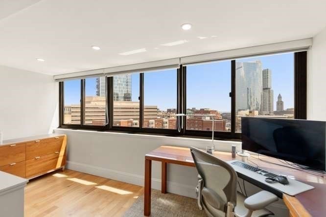 9 Hawthorne Pl # 14h Property Photo 20