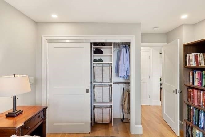 9 Hawthorne Pl # 14h Property Photo 27