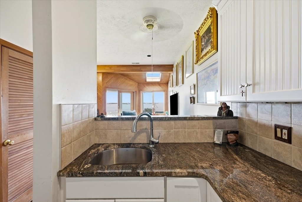 1185 Nantasket Ave # 5 Property Photo 7