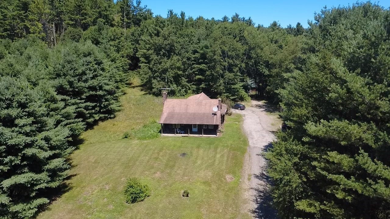 1352 Ashfield Rd Property Photo 1