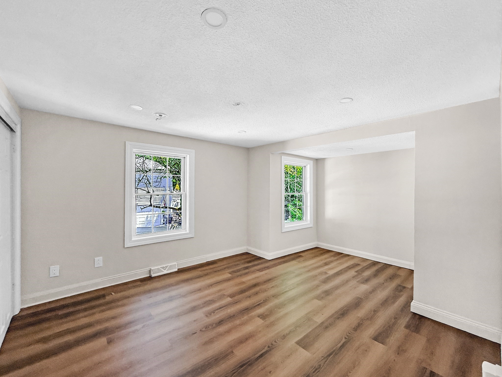 89 Goodale St Property Photo 26