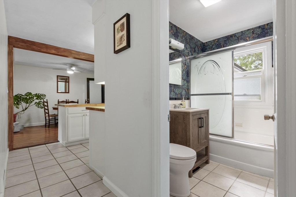 456 Mower Street Property Photo 23