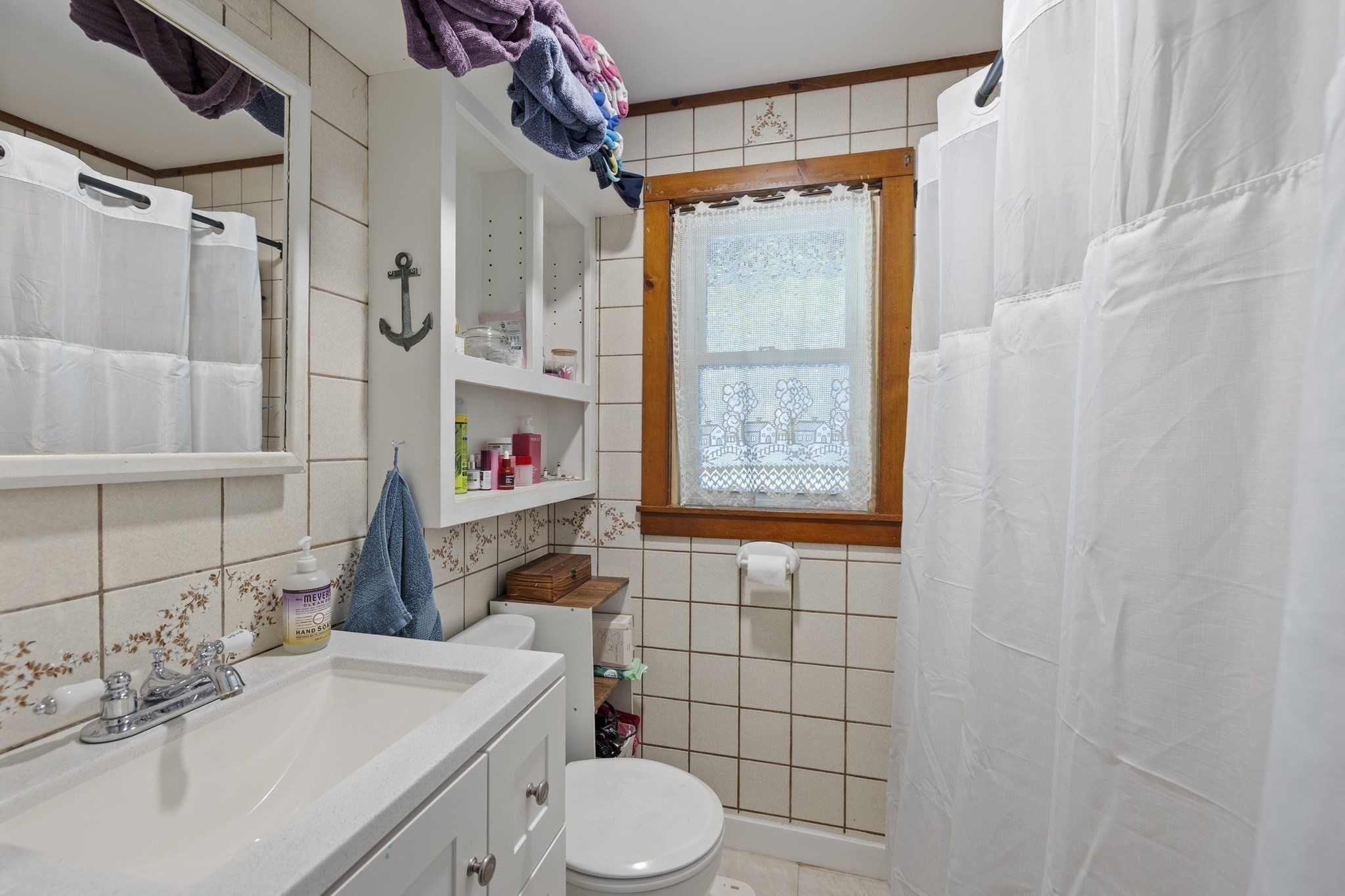 291 N Main St Property Photo 16