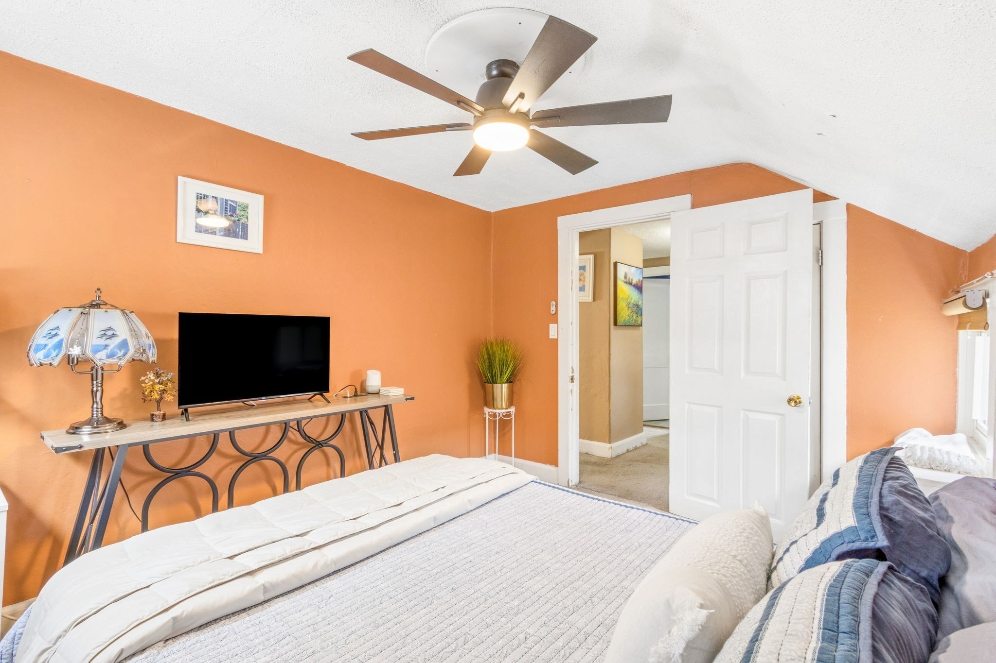 104 East Street Property Photo 24