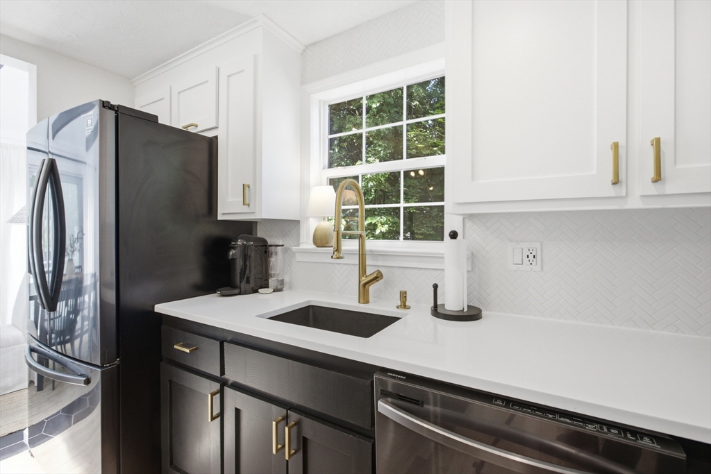 2 Captiva Rd # C Property Photo 11