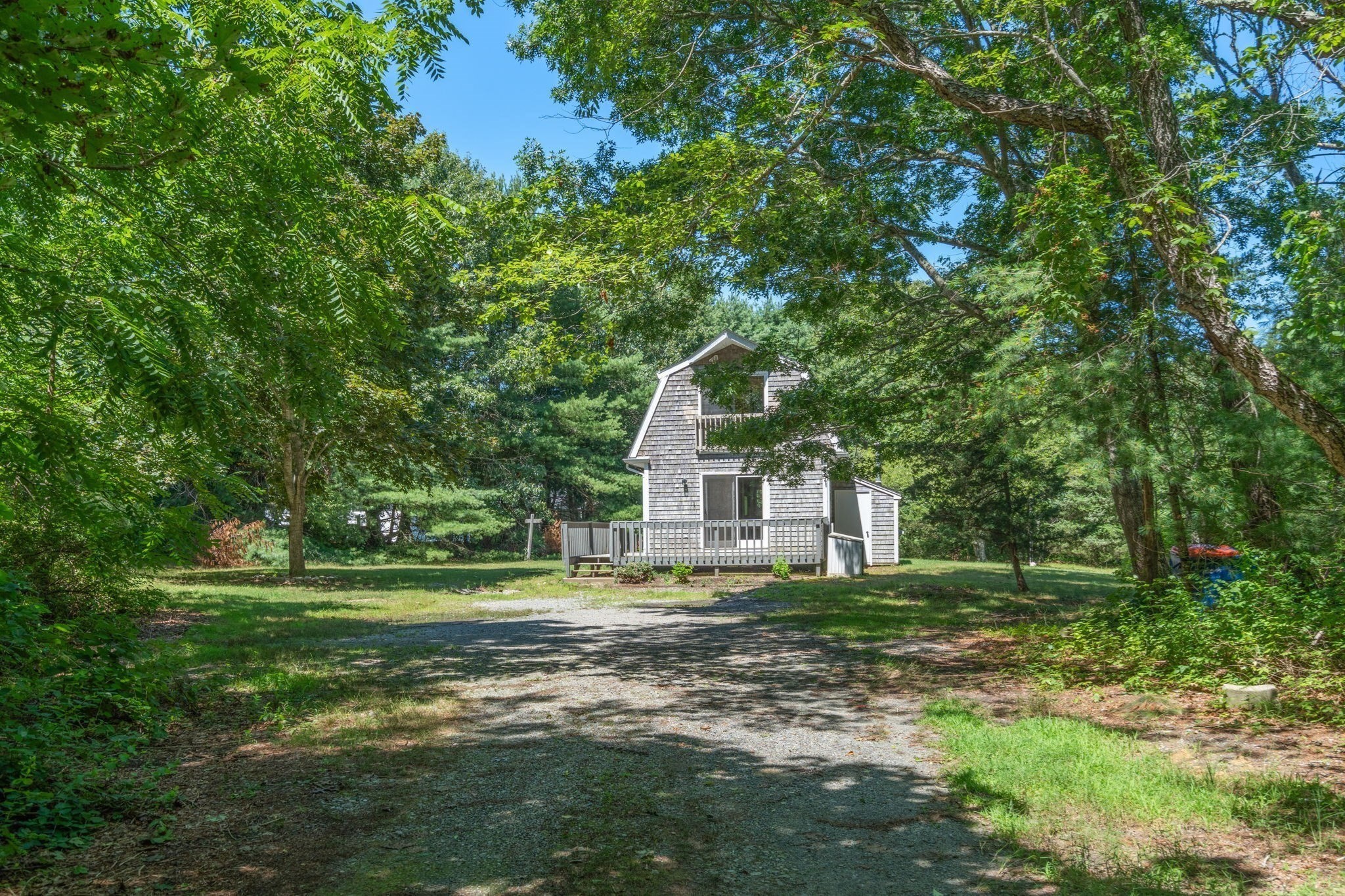 32 Acushnet Rd Property Photo 6