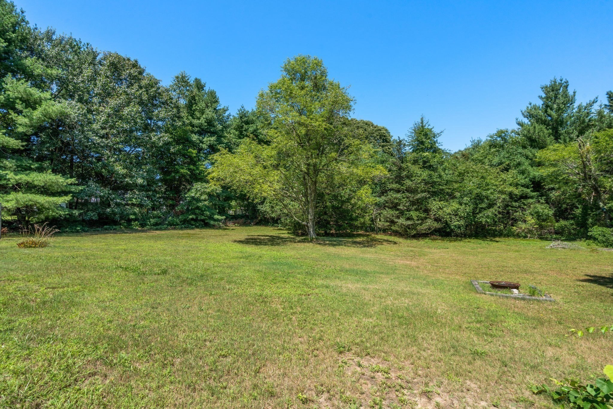 32 Acushnet Rd Property Photo 7