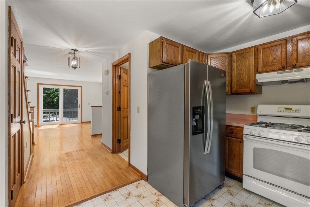 32 Acushnet Rd Property Photo 15