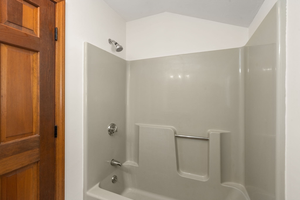 32 Acushnet Rd Property Photo 27