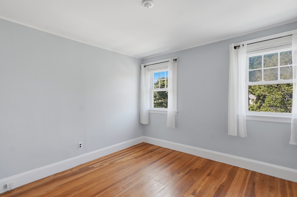 109-1/2 Franklin Street Property Photo 25