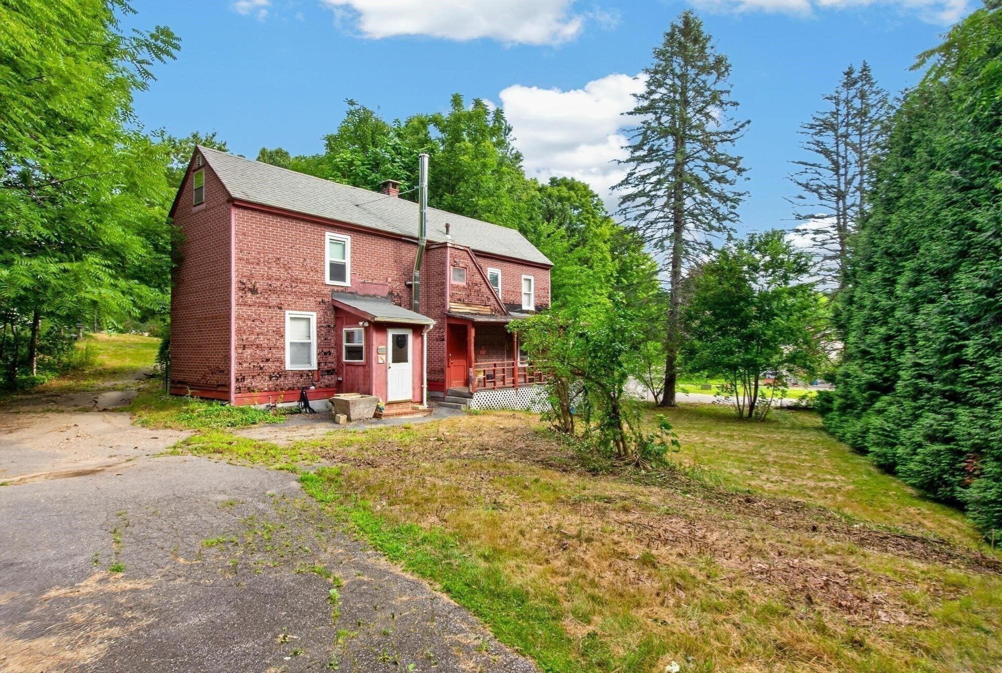 542-r Wanoosnoc Rd Property Photo 8