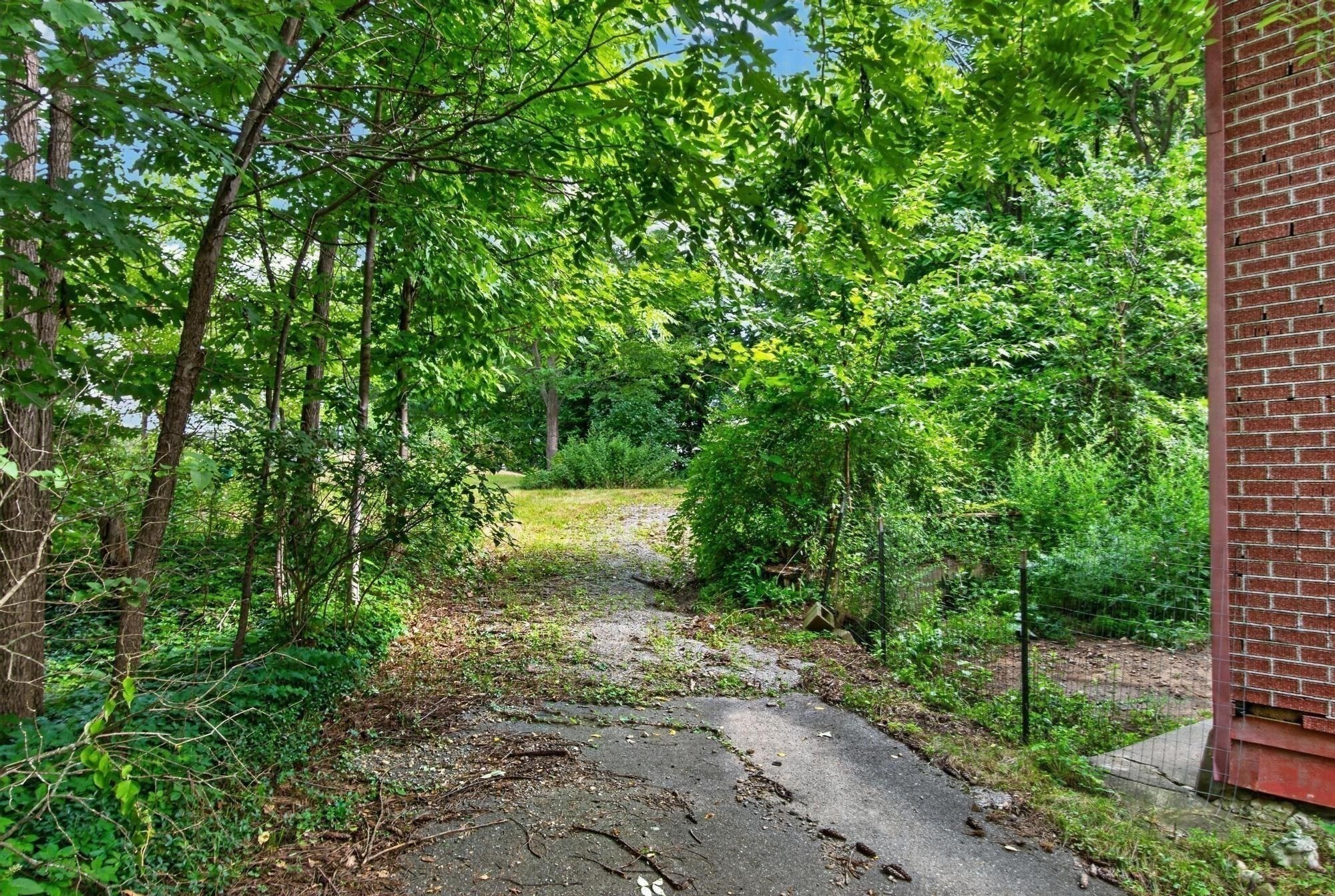 542-r Wanoosnoc Rd Property Photo 11