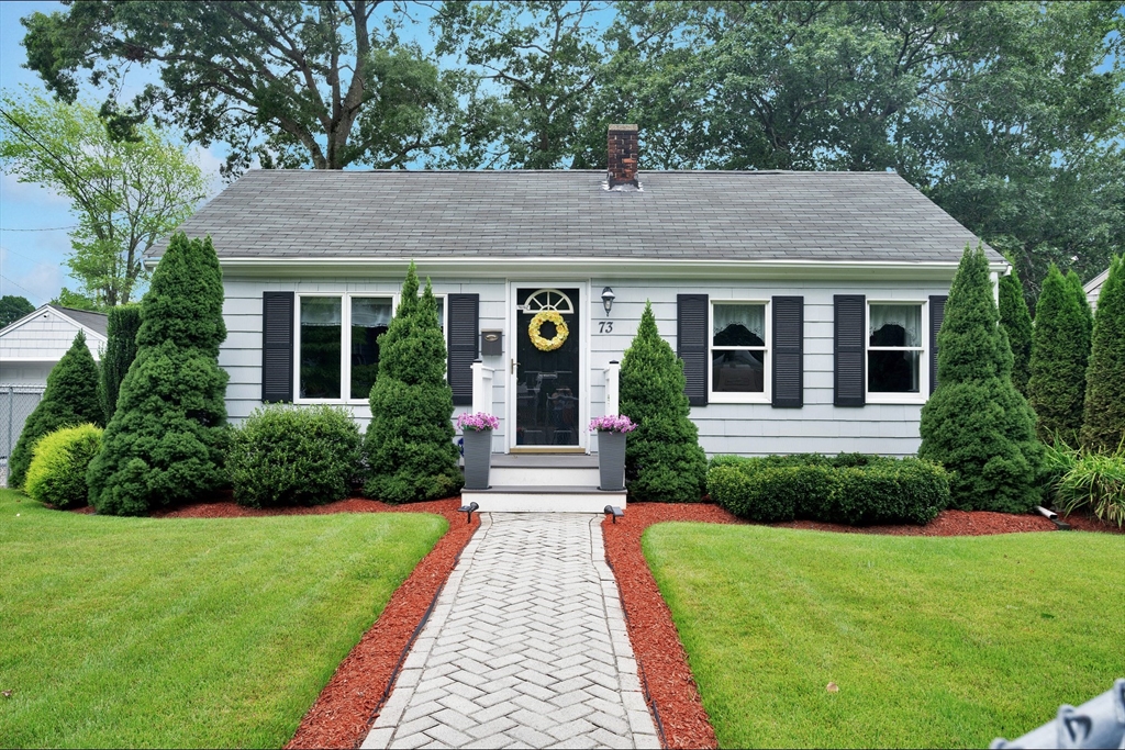 73 Green St Property Photo 1