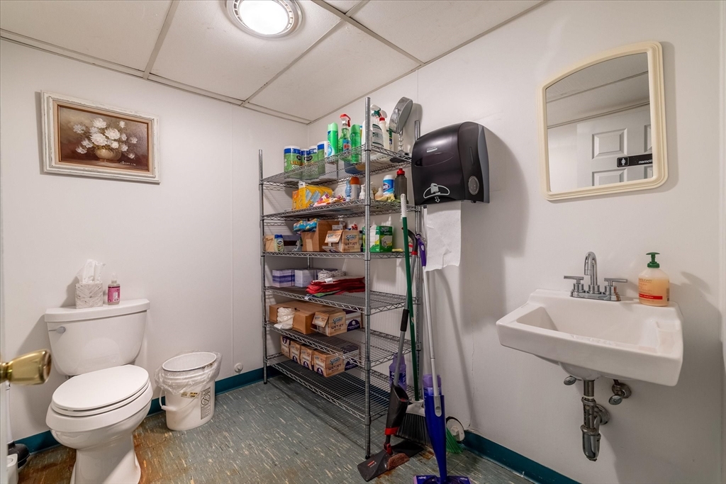 193 W Boylston St Property Photo 15