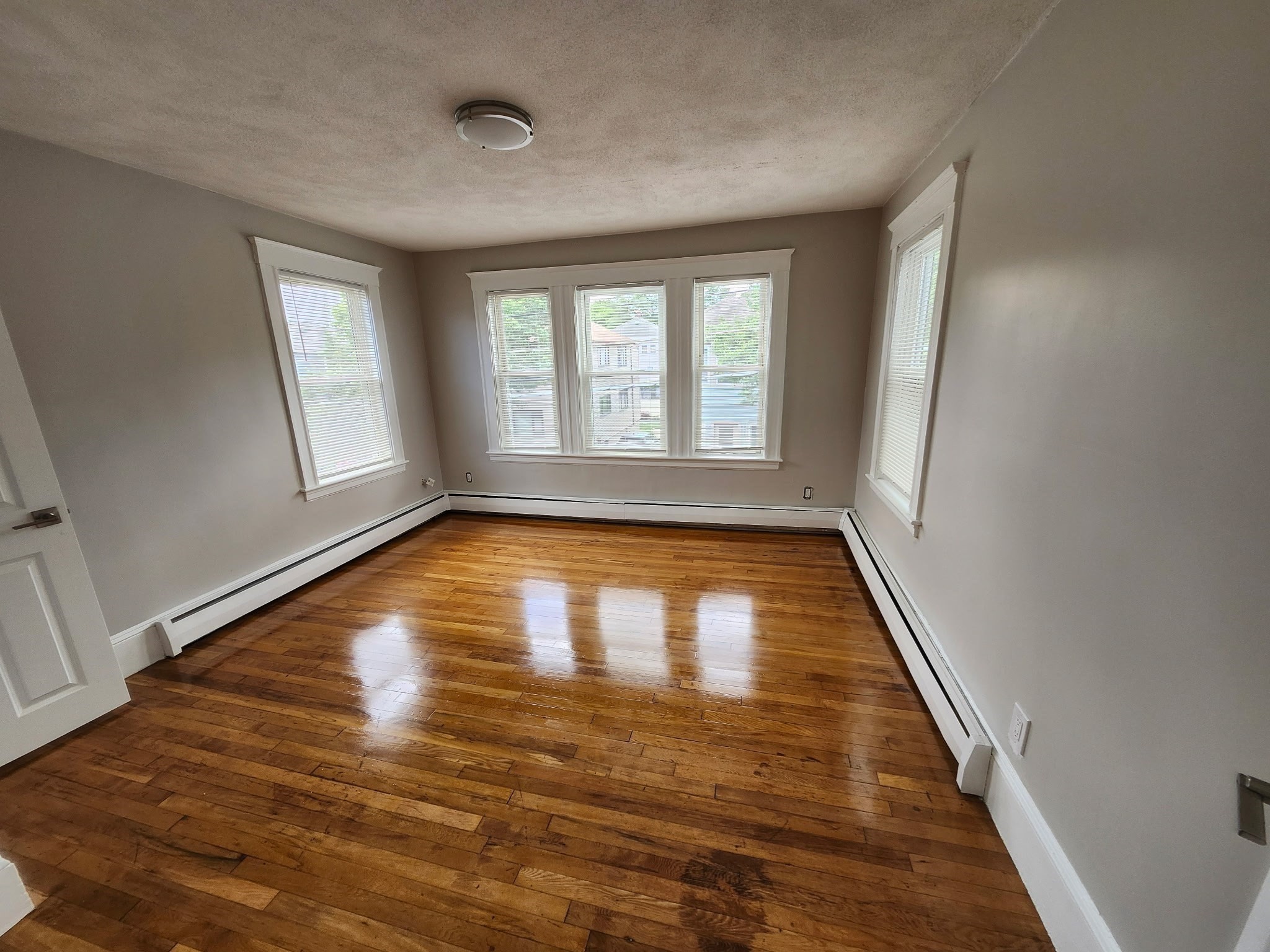 113 Clarence Street # 3 Property Photo 5