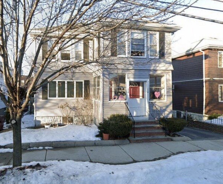 113 Clarence Street # 3 Property Photo 9