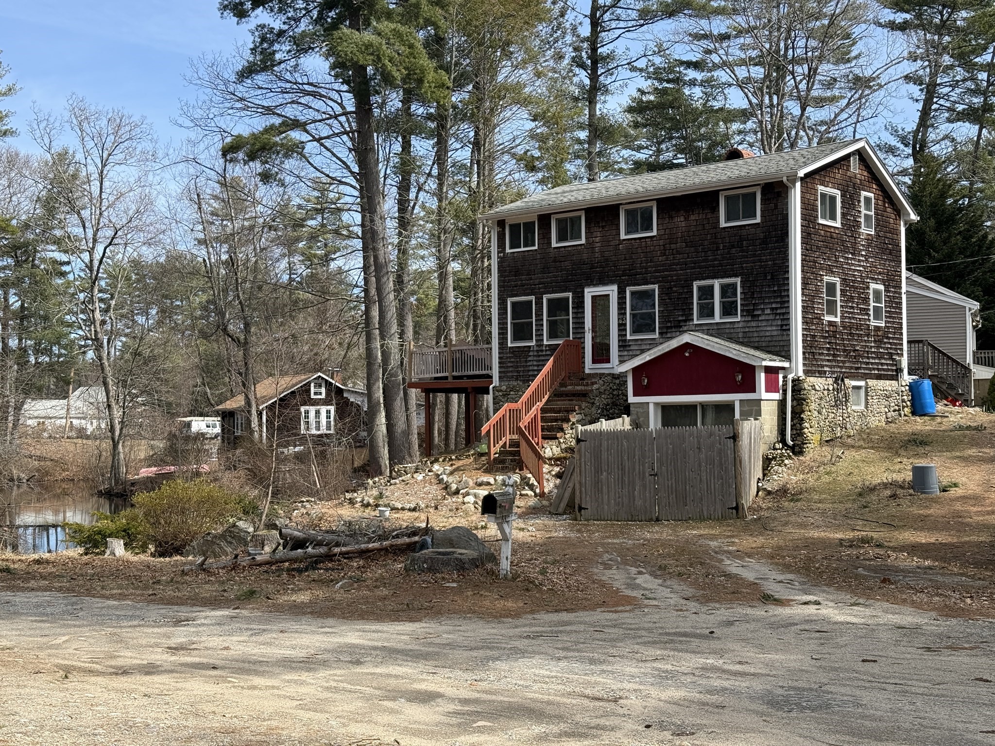 63 Suomi Rd Property Photo 1