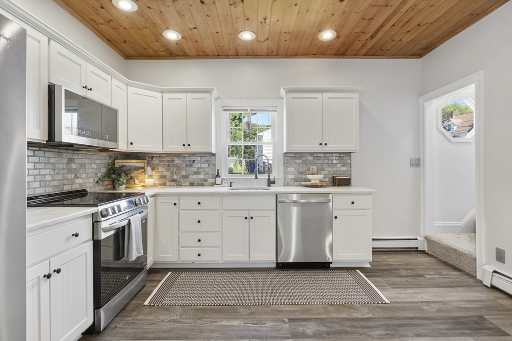 22 Bliss Street Property Photo 15