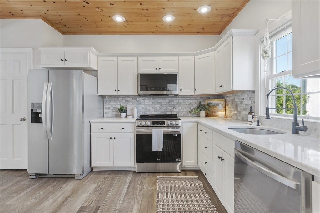 22 Bliss Street Property Photo 16