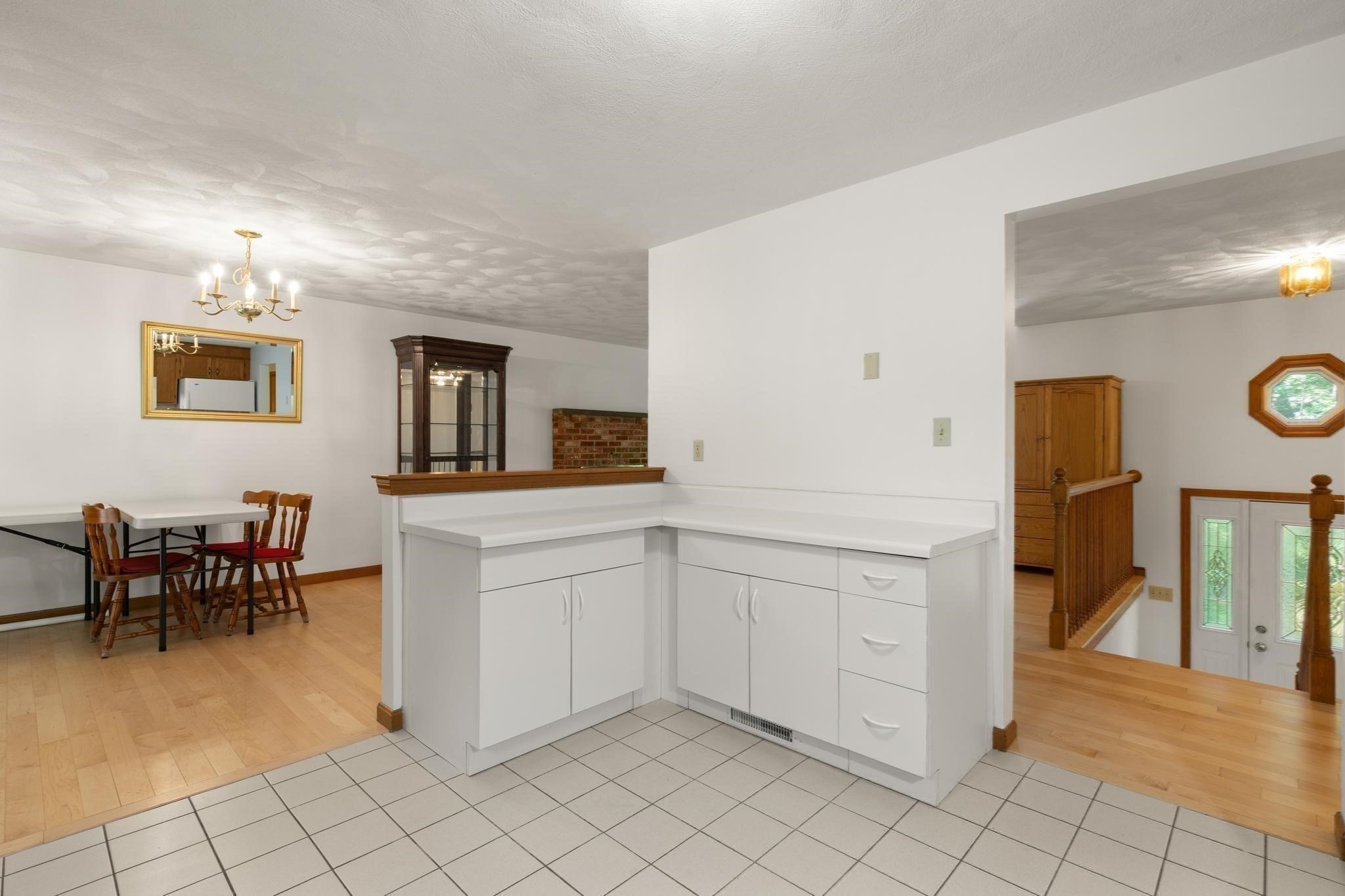58 Roosevelt Rd Property Photo 9
