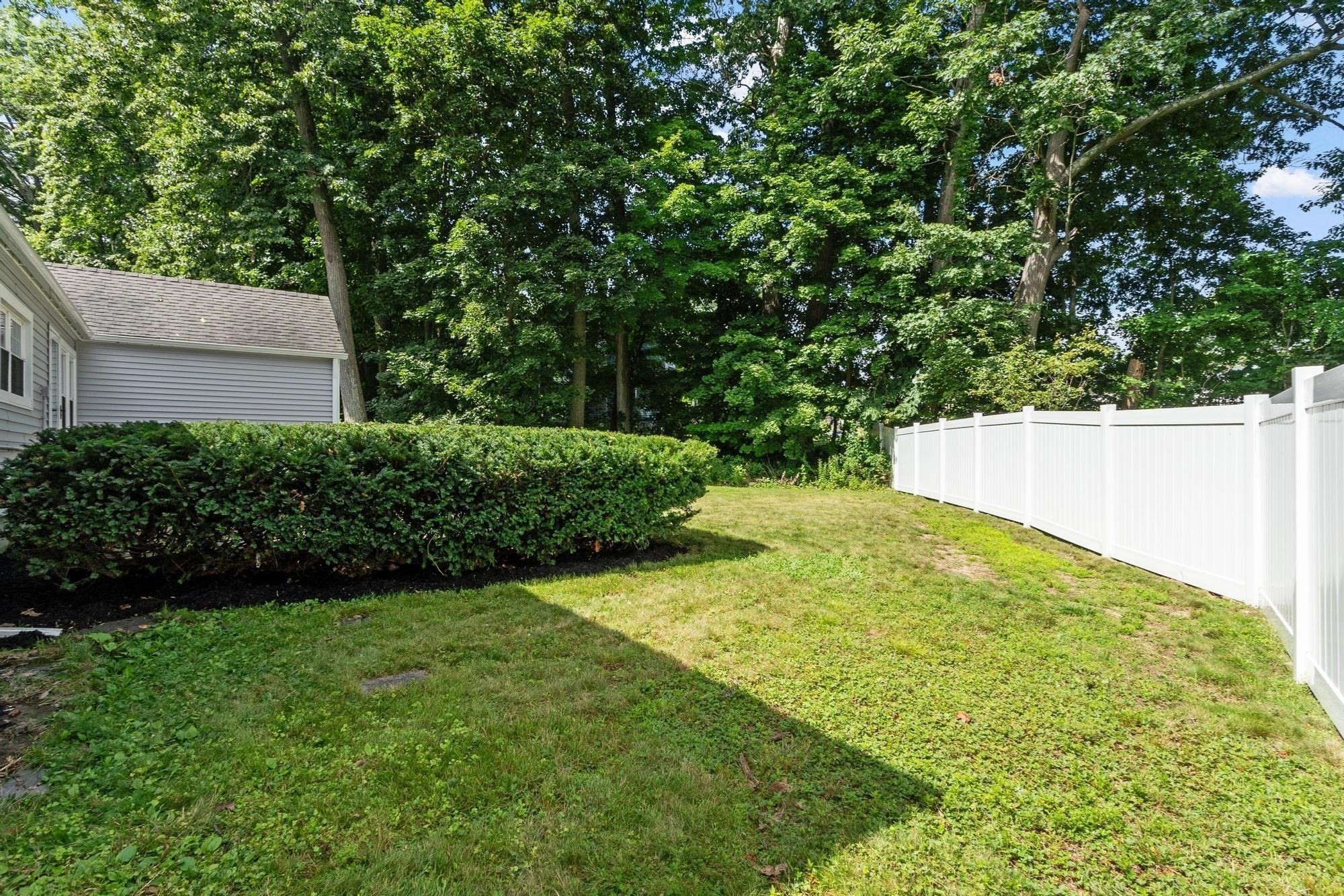14 Meadow Ln Property Photo 32