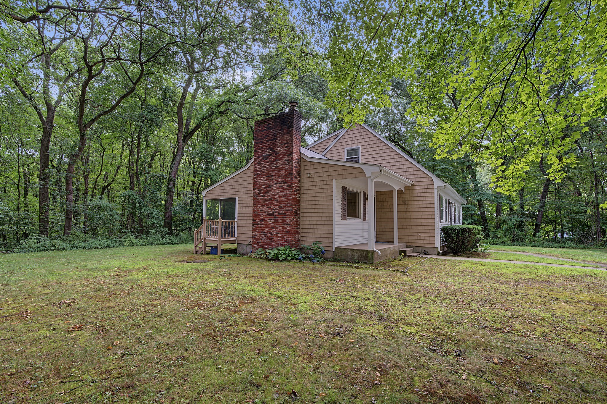 27 Peck Hill Road Property Photo 3