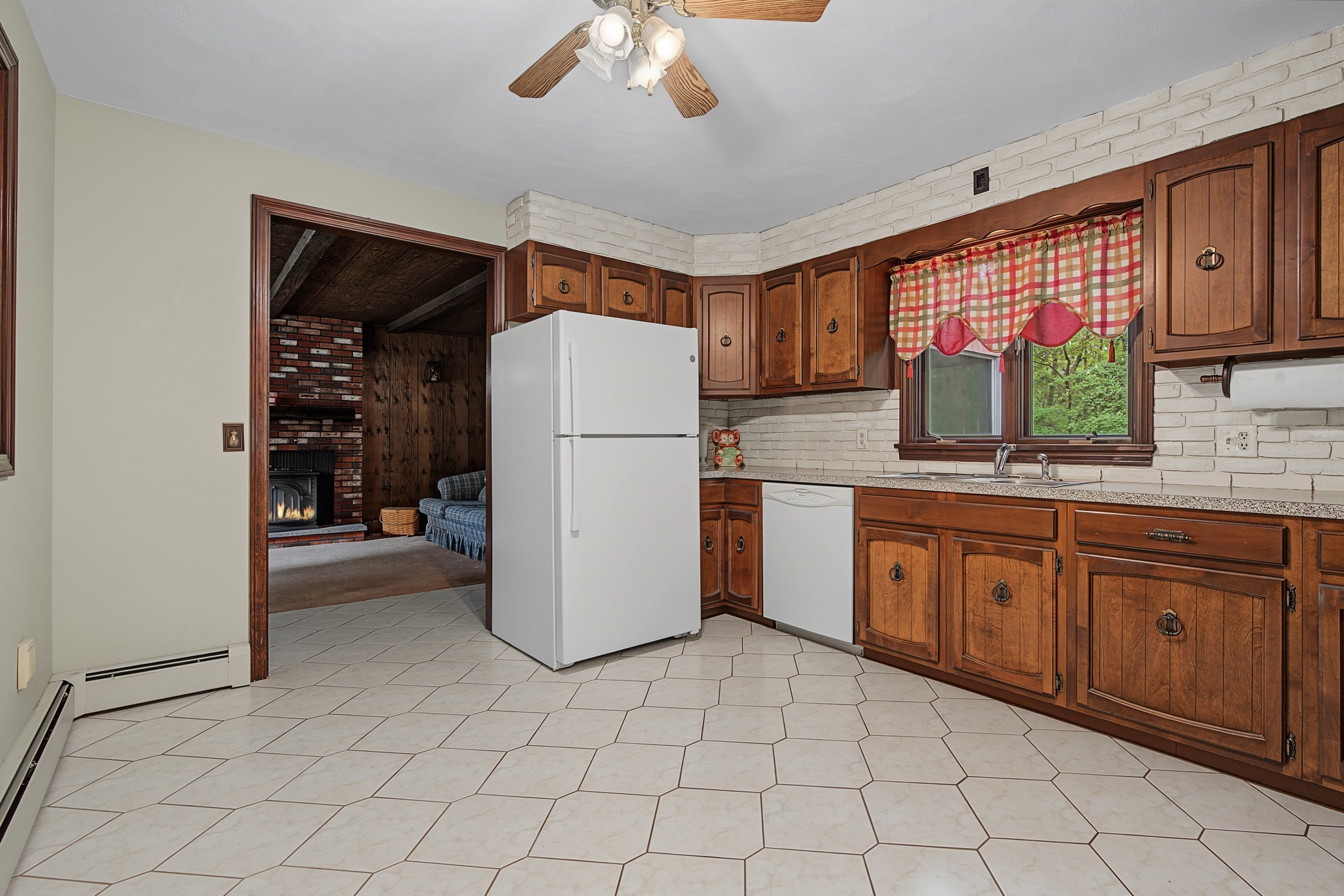 27 Peck Hill Road Property Photo 12