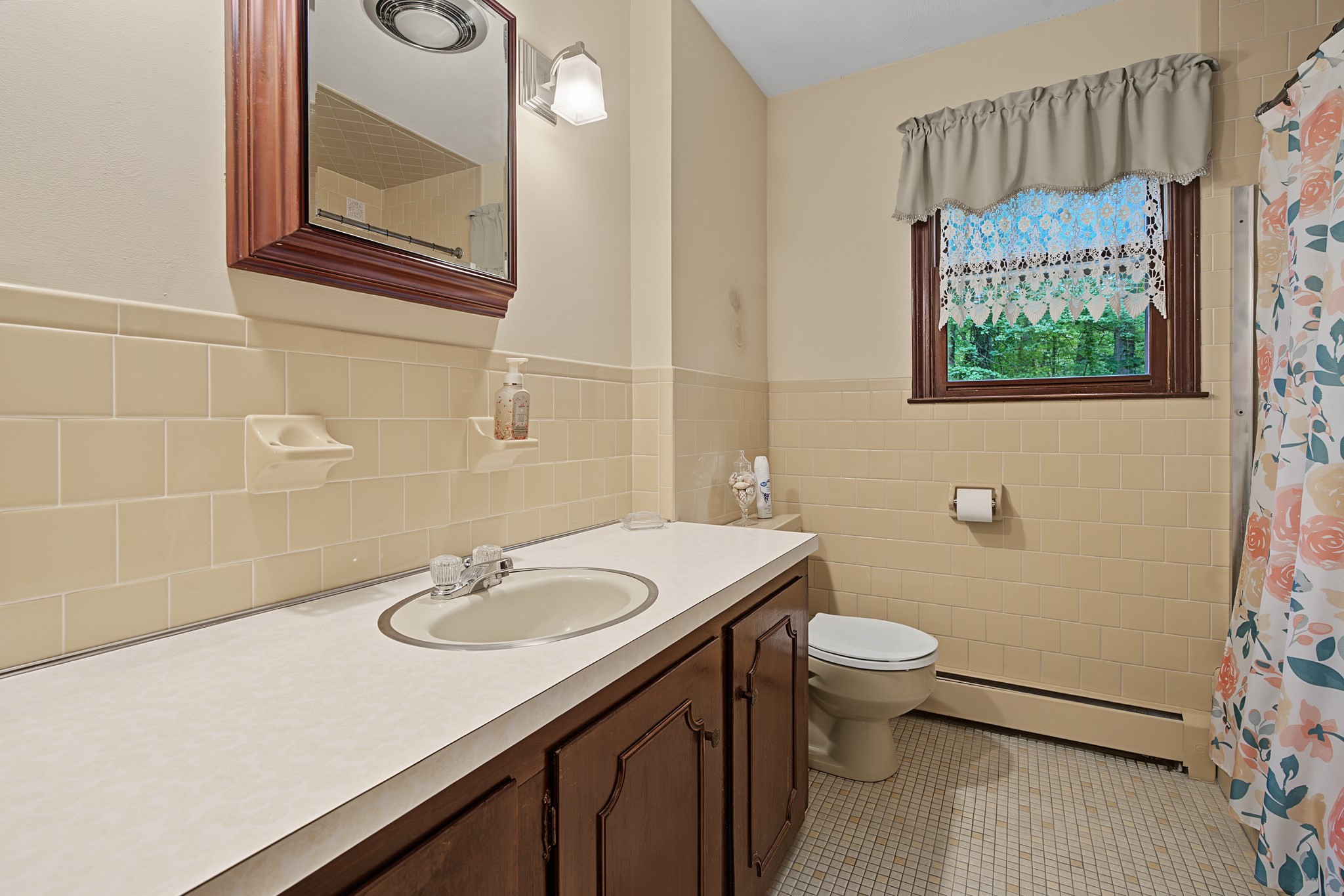 27 Peck Hill Road Property Photo 13