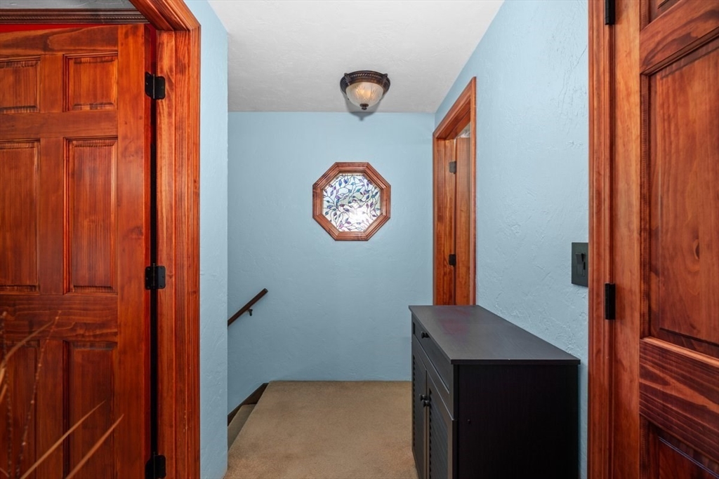 33 Scenic Ave Property Photo 16