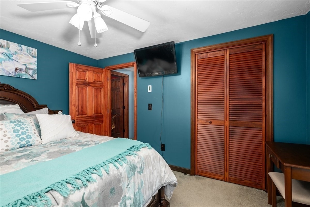 33 Scenic Ave Property Photo 20