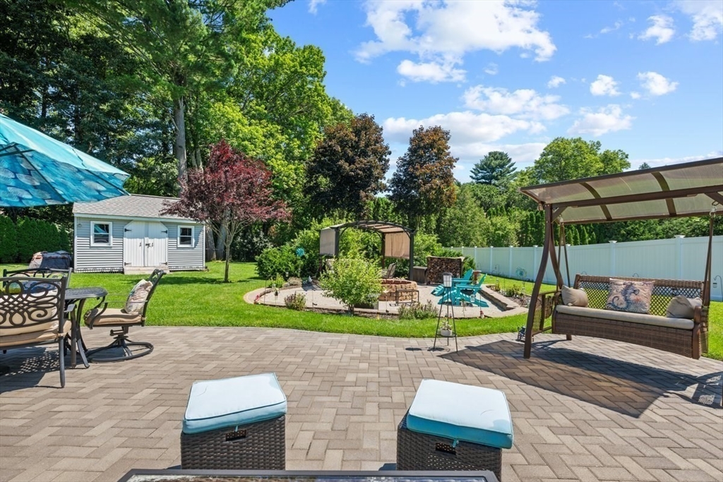 33 Scenic Ave Property Photo 27
