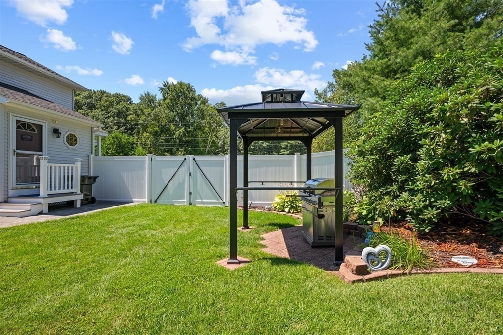 33 Scenic Ave Property Photo 29