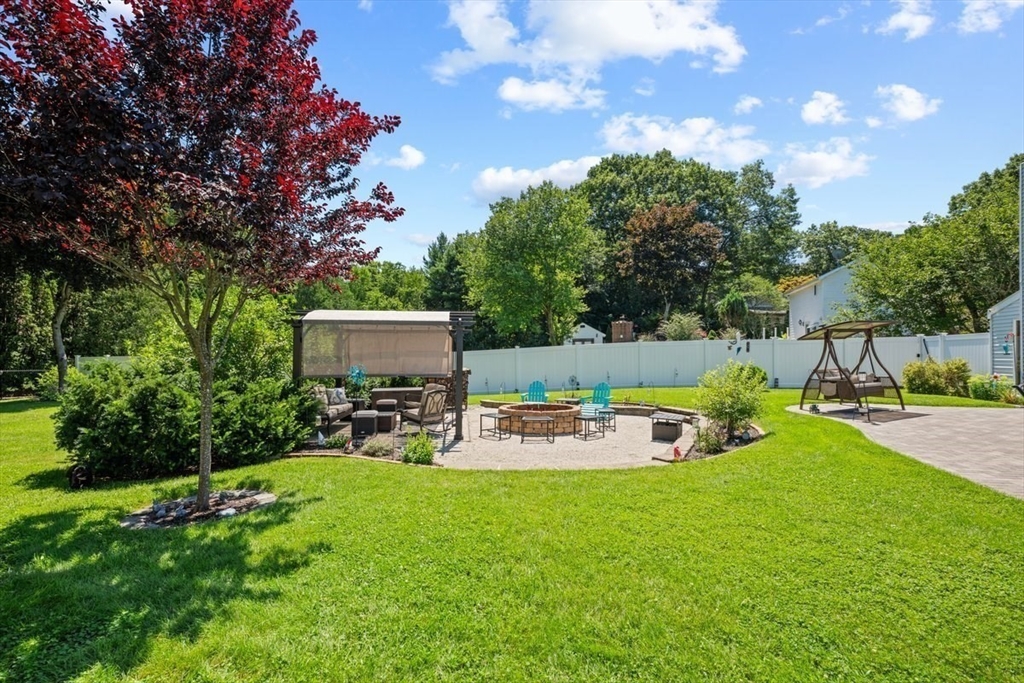 33 Scenic Ave Property Photo 32