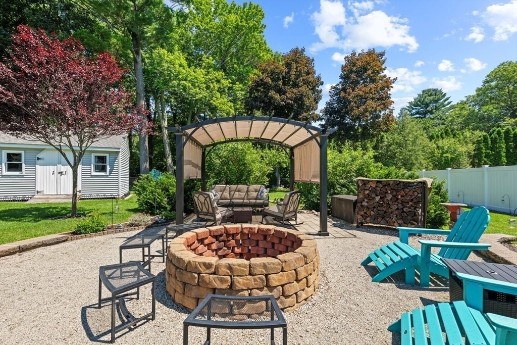 33 Scenic Ave Property Photo 34