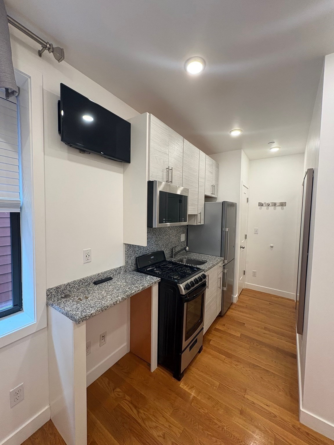 16 Fifth Street # 7 Property Photo 1