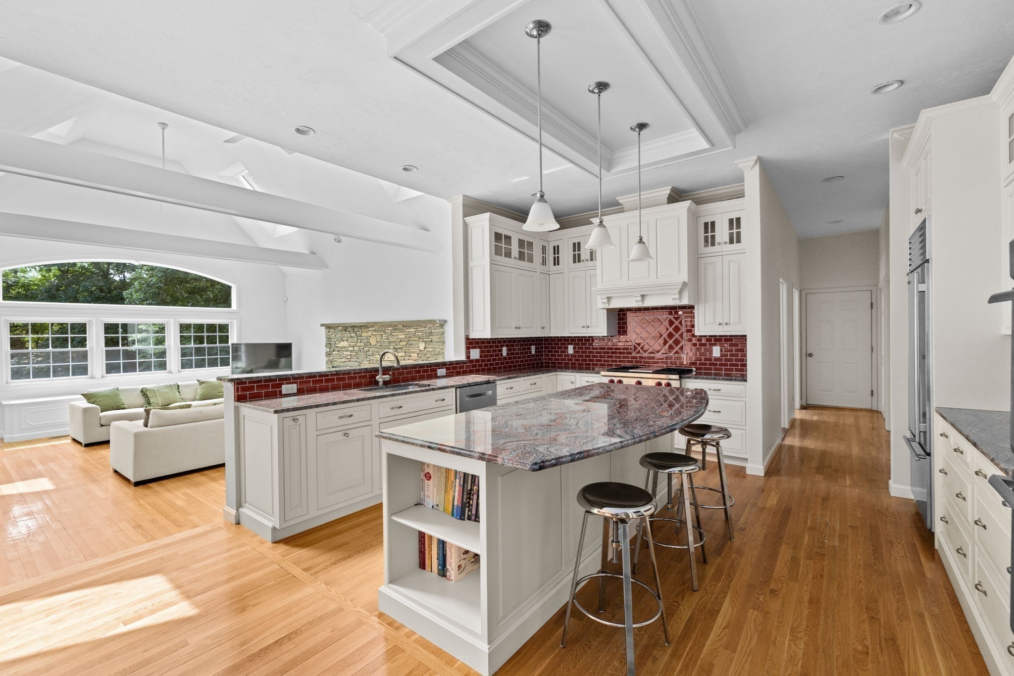 105 East St Property Photo 6