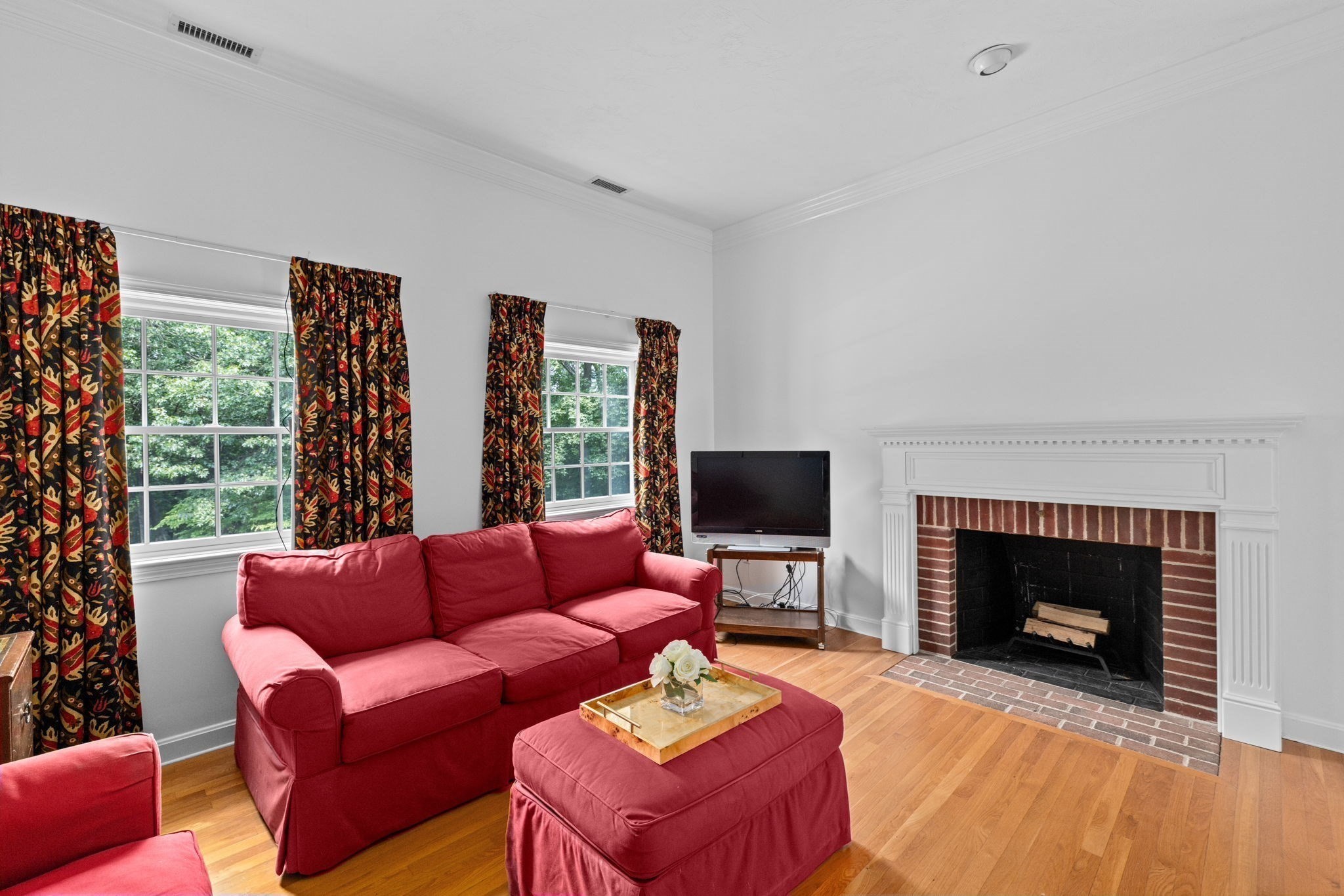 105 East St Property Photo 16
