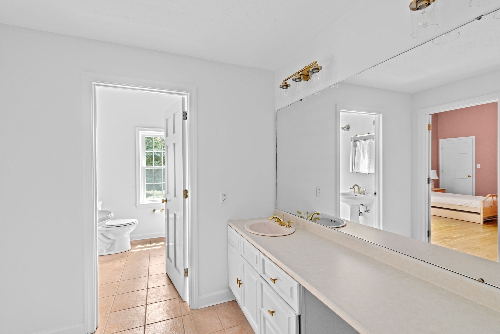 105 East St Property Photo 23