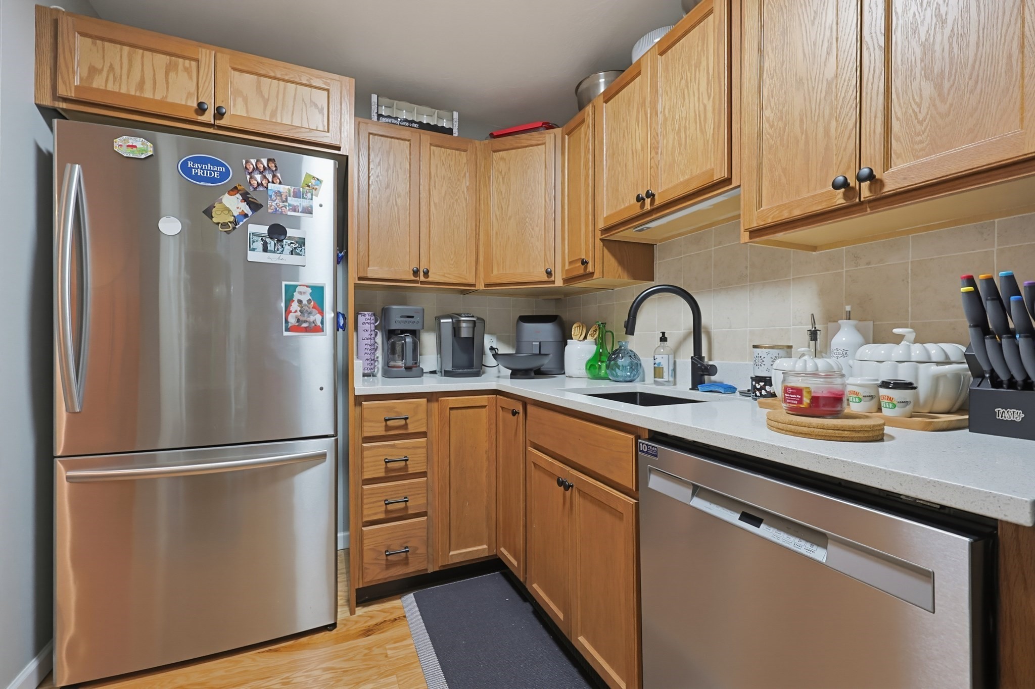 23 Erick Rd # 20 Property Photo 10