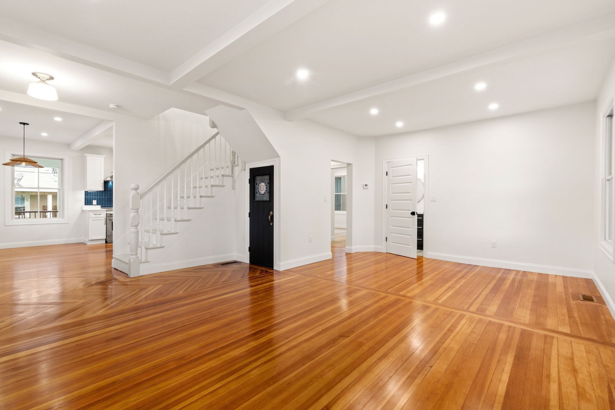 45 Beach Road Property Photo 6
