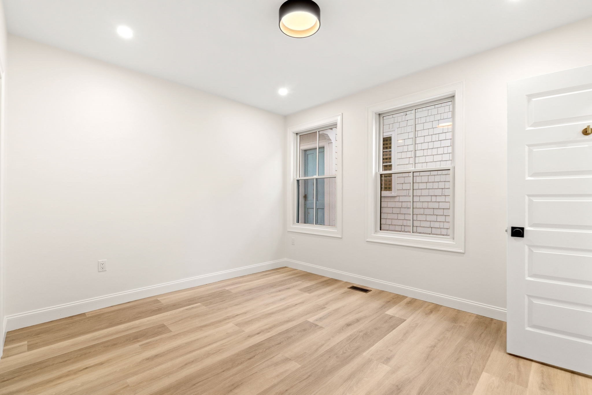 45 Beach Road Property Photo 15
