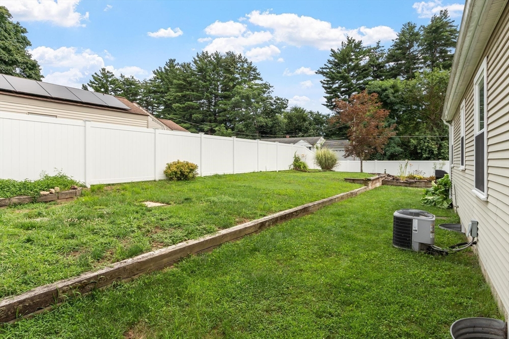 15 Pinebrook Dr Property Photo 37