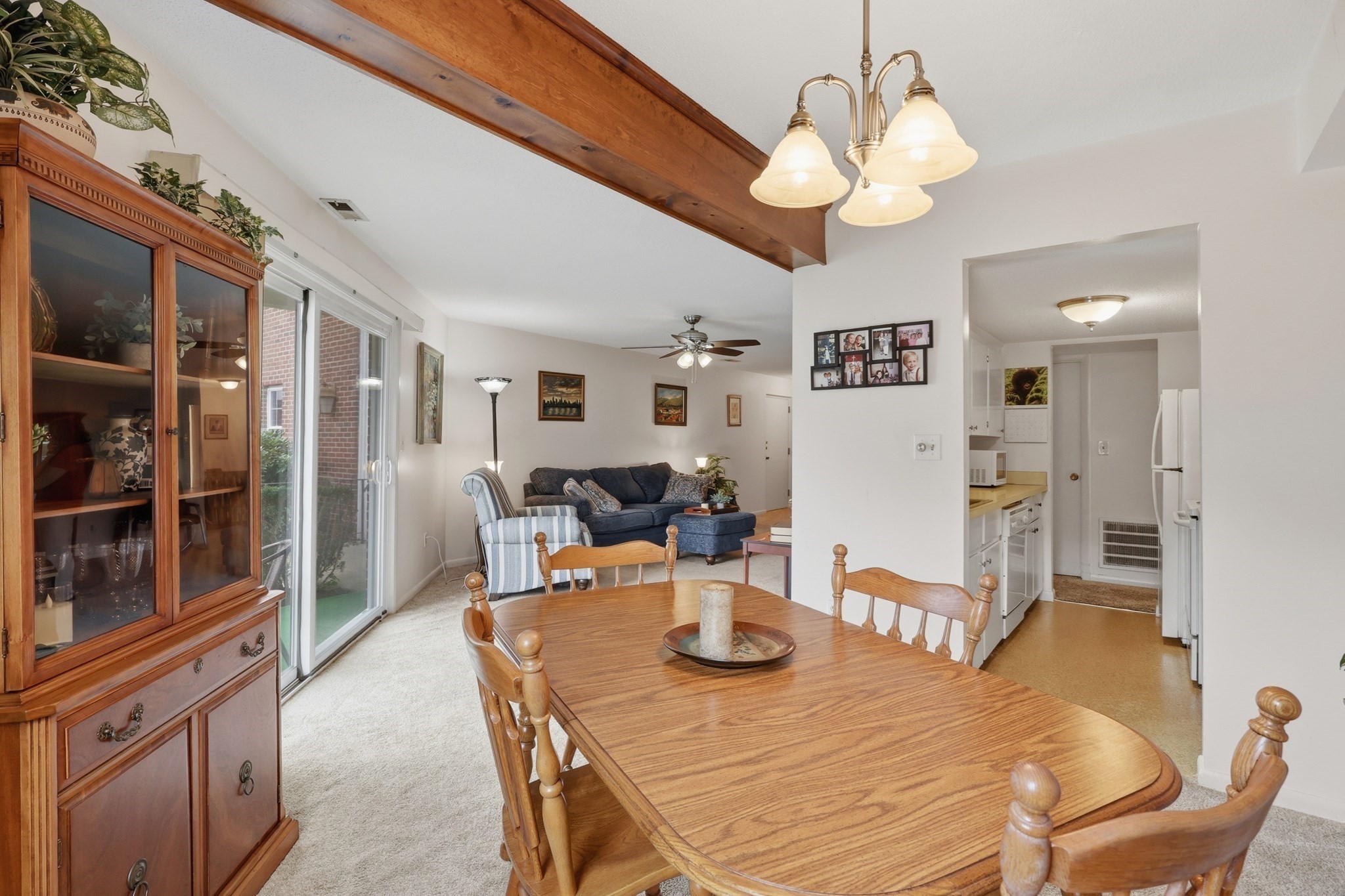 25 Jessica Dr # A Property Photo 11
